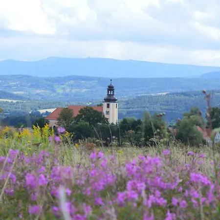 Na Izerskim Wzgorzu Bauernhof